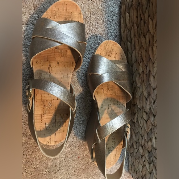 Kork-Ease soft gold wedges size 8 - Picture 7 of 9